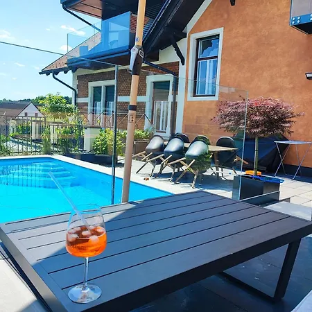 Kunst-Villa Apartments Suite Mit Privatpool Grazsued, Apartment Mit Gartenblick Ohne Pool Unterpremstätten Exterior foto